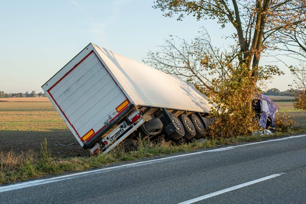 When to Hire a Truck Accident Attorney